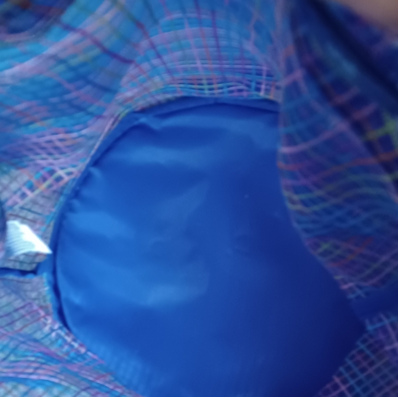 Large blue mesh bucket bag - Picture 2 of 2